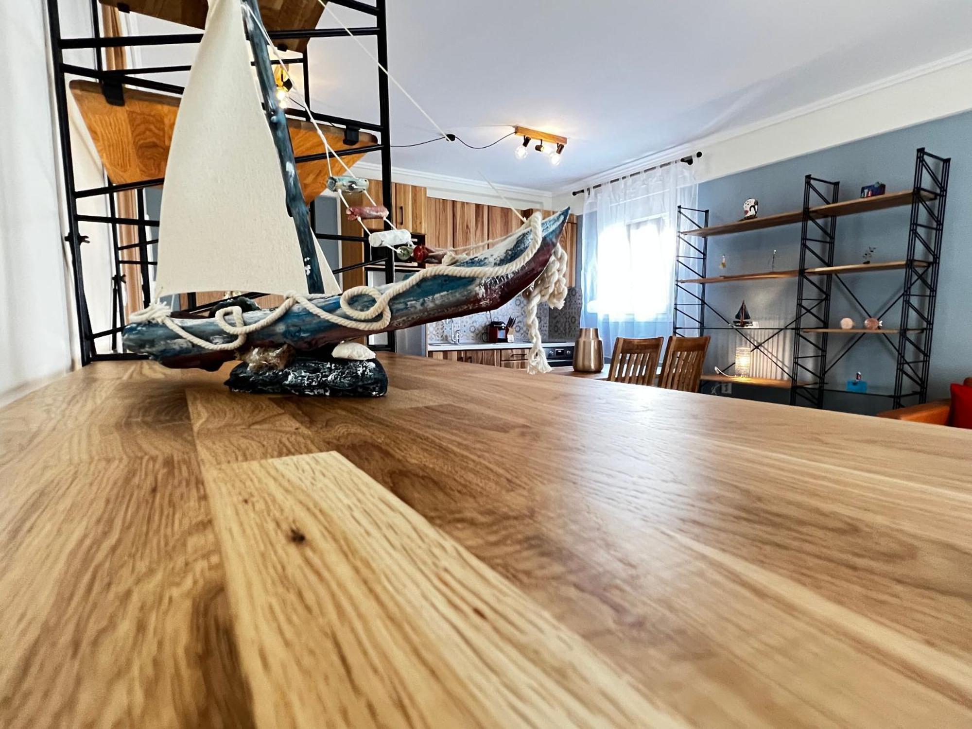 Steel & Oak Vintage Apartments Кавала Экстерьер фото